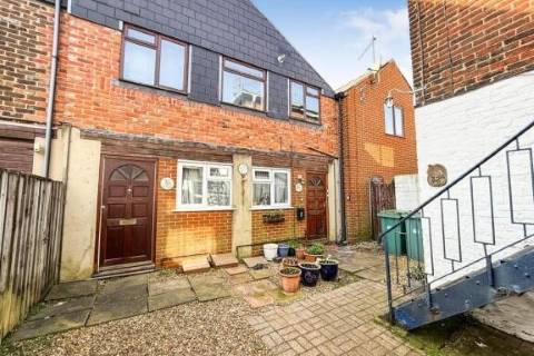 Property for auction in Isle of Wight