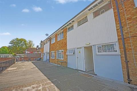 Property for auction in Surrey