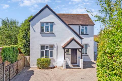 Property for auction in Buckinghamshire