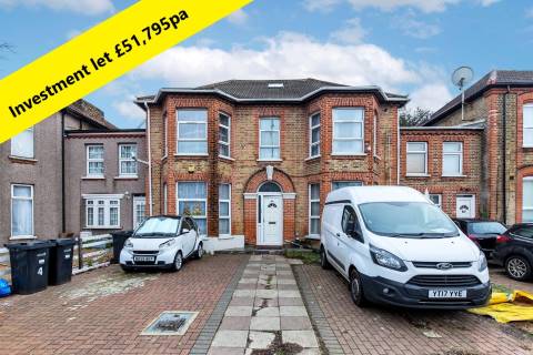 Property for auction in Essex