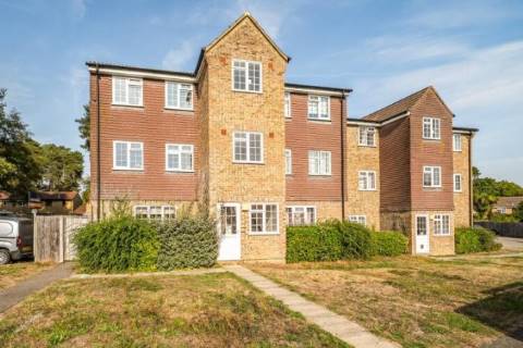 Property for auction in Berkshire