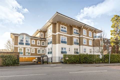 Property for auction in Berkshire