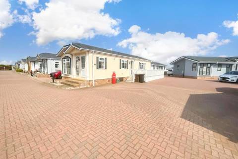 Property for auction in Essex