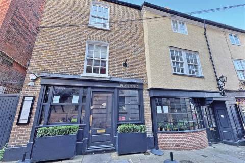 Property for auction in Berkshire