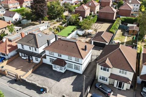 Property for auction in Avon