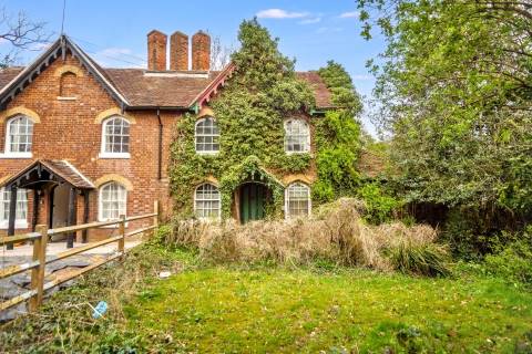 Property for auction in Kent