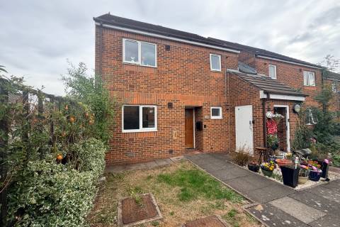 Property for auction in Leicestershire