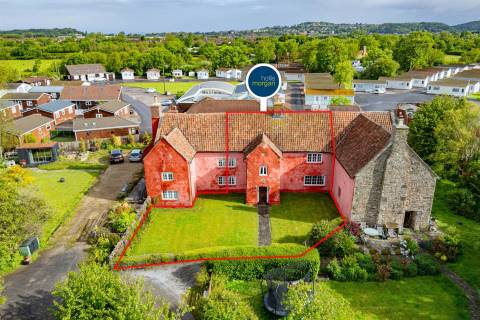 Property for auction in Avon