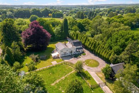 Property for auction in Buckinghamshire