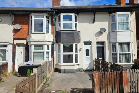Property for auction in West Midlands