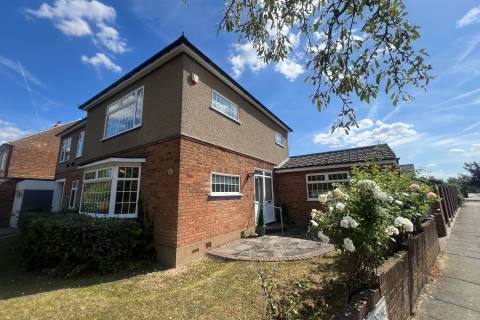 Property for auction in Essex