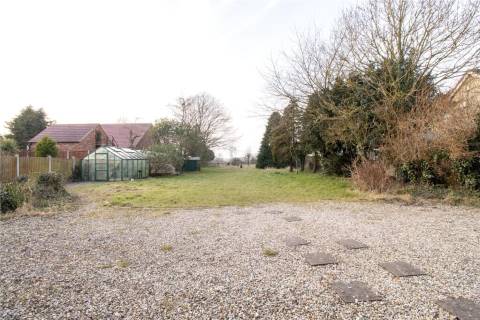 Property for auction in North Lincolnshire
