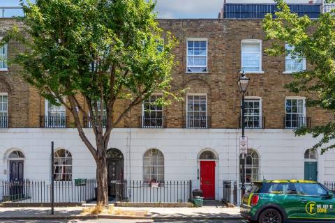 Property for auction in London