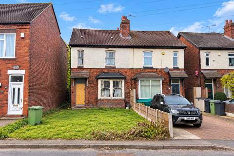 Property for auction in Derbyshire