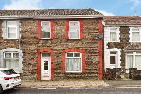Property for auction in Mid Glamorgan