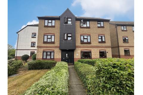 Property for auction in Essex