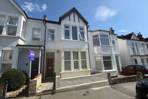 Property for auction in Essex