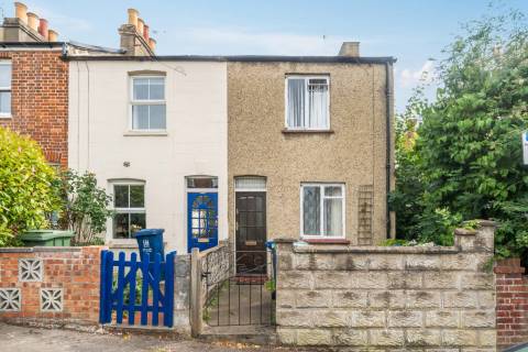 Property for auction in Oxfordshire