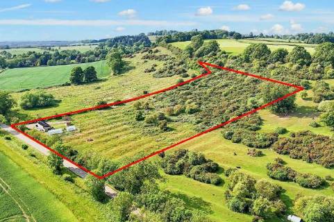 Property for auction in Warwickshire
