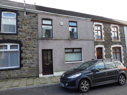 Property for auction in Mid Glamorgan