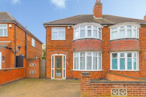 Property for auction in Leicestershire