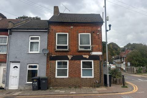 Property for auction in Bedfordshire