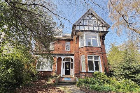 Property for auction in North Lincolnshire