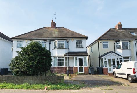Property for auction in West Midlands