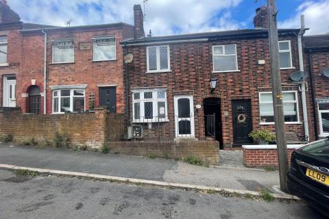Property for auction in Derbyshire