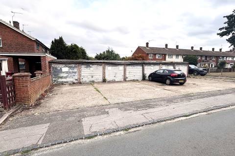 Property for auction in Berkshire