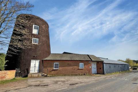 Property for auction in Lincolnshire
