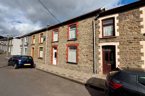 Property for auction in Mid Glamorgan