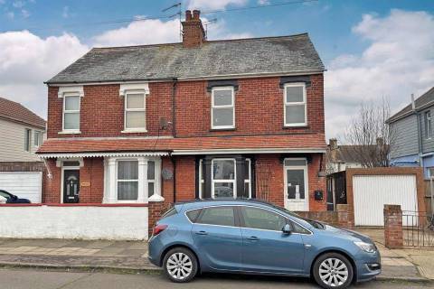 Property for auction in Essex