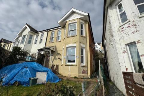 Property for auction in Isle of Wight