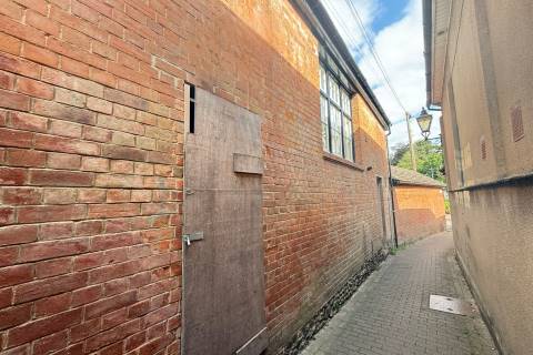 Property for auction in Devon