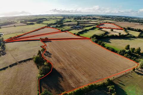 Property for auction in Avon