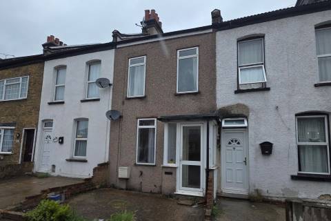 Property for auction in Essex
