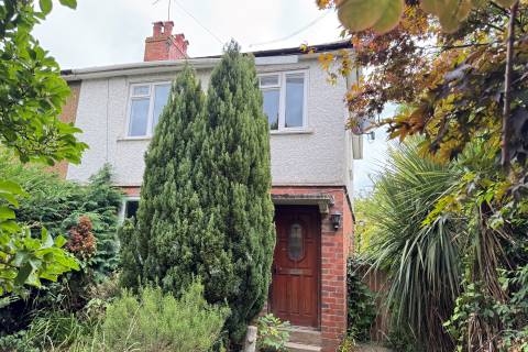 Property for auction in Worcestershire