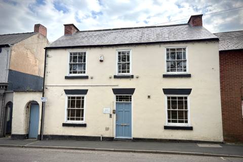 Property for auction in Derbyshire