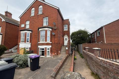 Property for auction in Lincolnshire