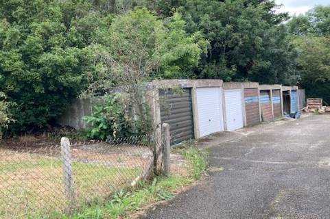 Property for auction in Kent