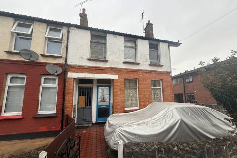 Property for auction in Essex