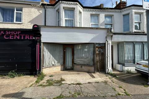 Property for auction in Essex