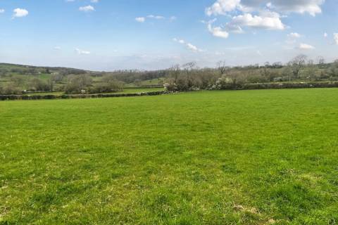 Property for auction in Somerset