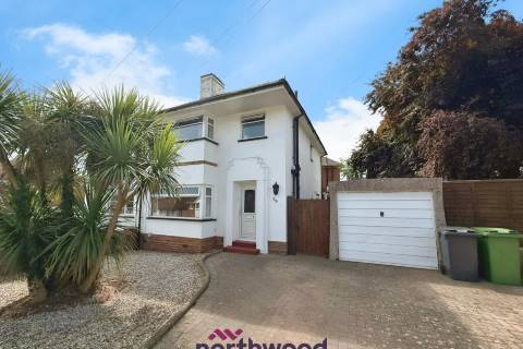 Property for auction in Devon