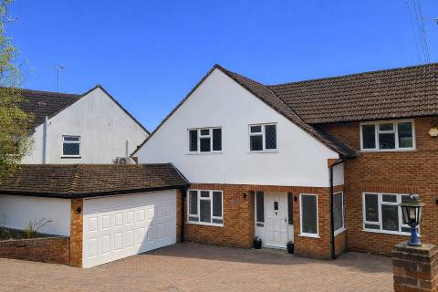 Property for auction in Buckinghamshire