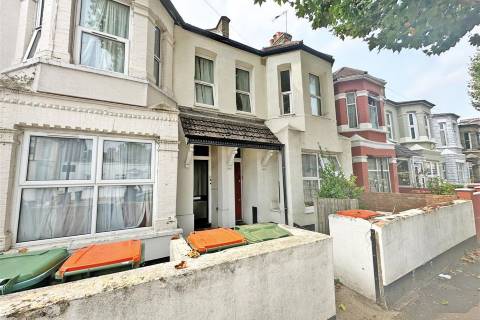 Property for auction in London