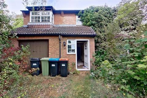 Property for auction in Buckinghamshire