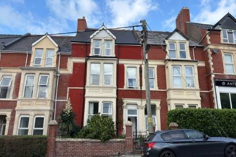 Property for auction in South Glamorgan