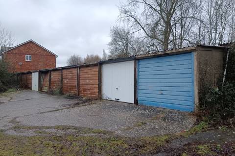 Property for auction in Buckinghamshire